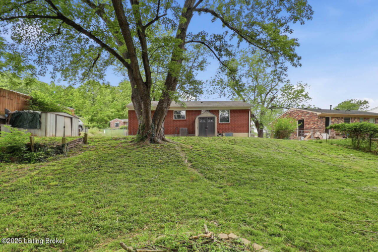 Listing Image 24