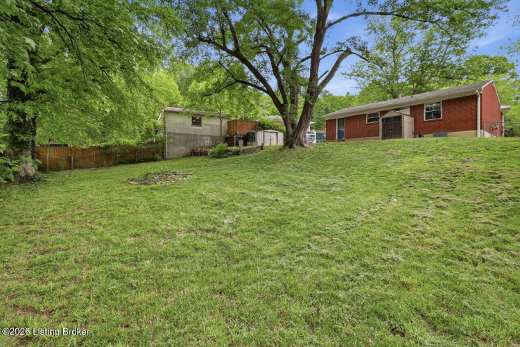 Listing Image 27
