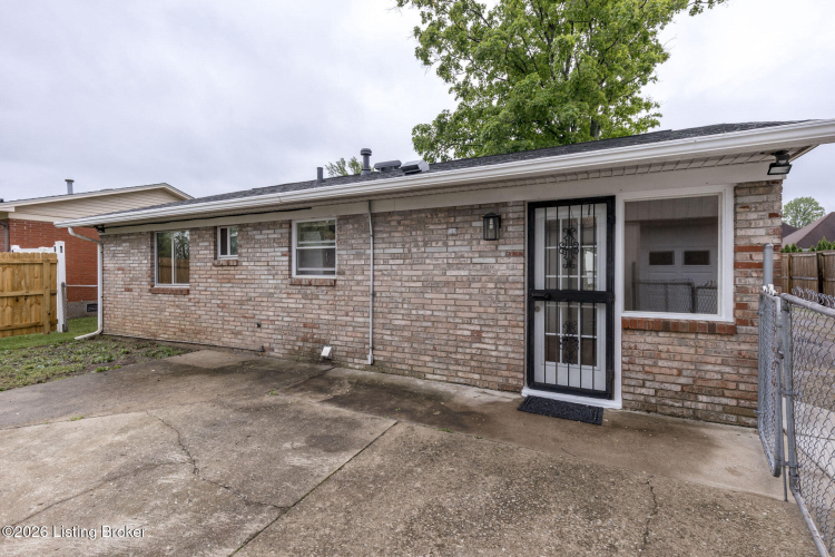 Listing Image 22