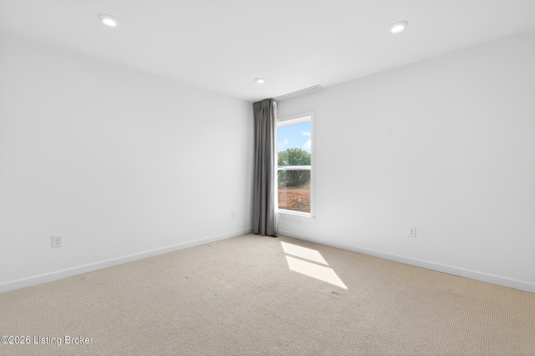 Listing Image 53