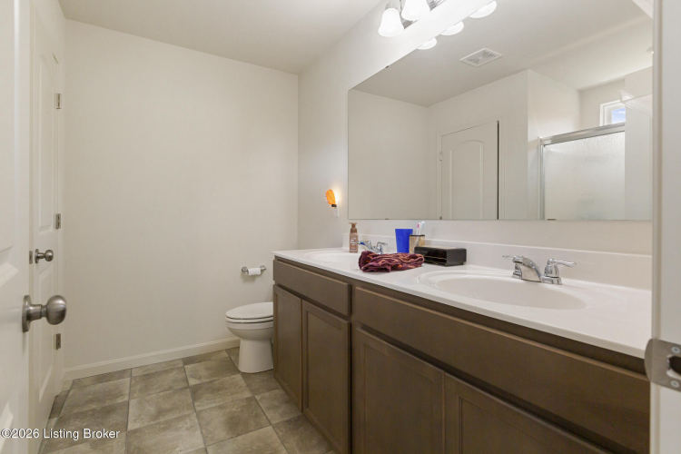 Listing Image 80