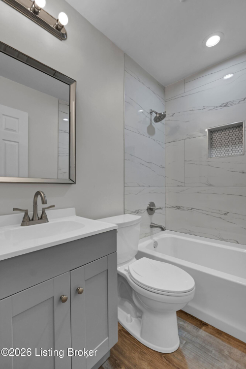Listing Image 22