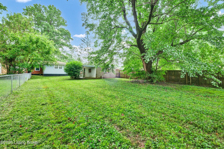 Listing Image 8