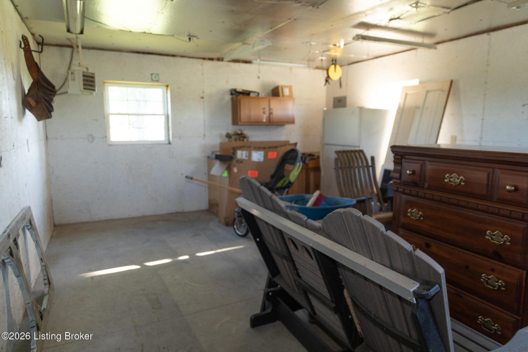 Listing Image 52