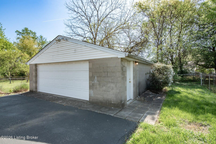 Listing Image 39