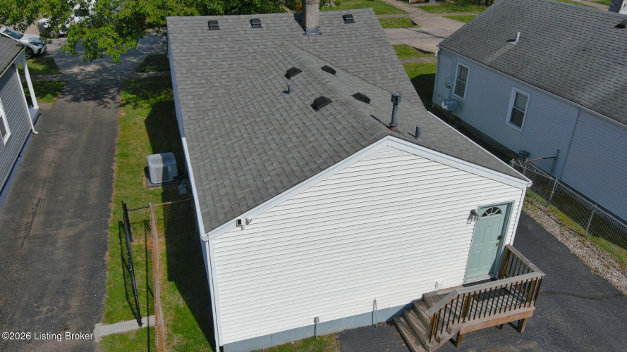 Listing Image 41