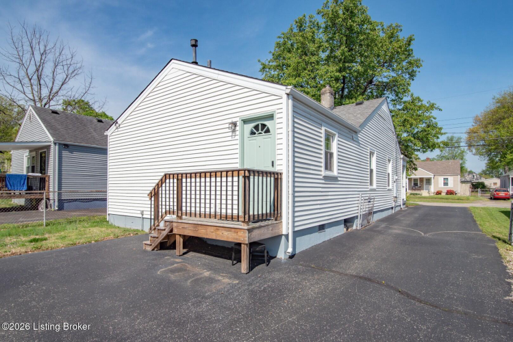 Listing Image 47