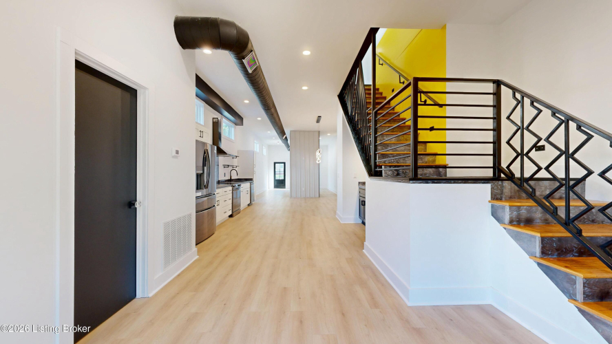 Listing Image 21