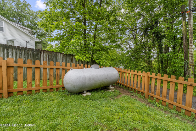 Listing Image 39