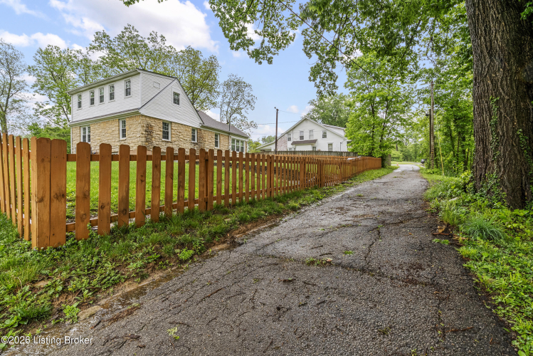 Listing Image 45
