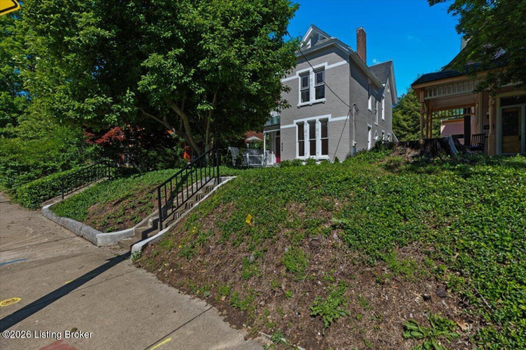 Listing Image 68