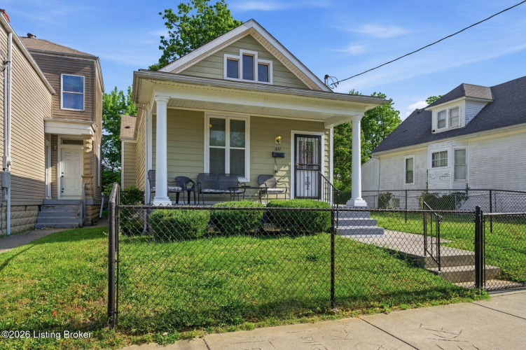 Listing Image 3