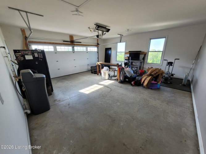 Listing Image 37