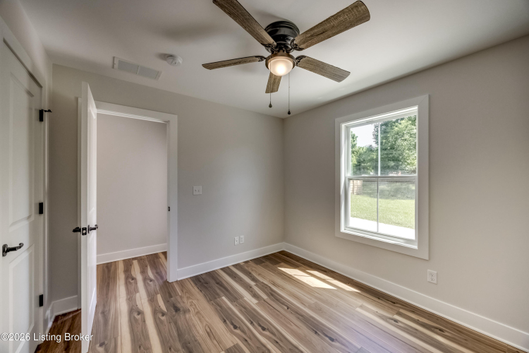 Listing Image 59