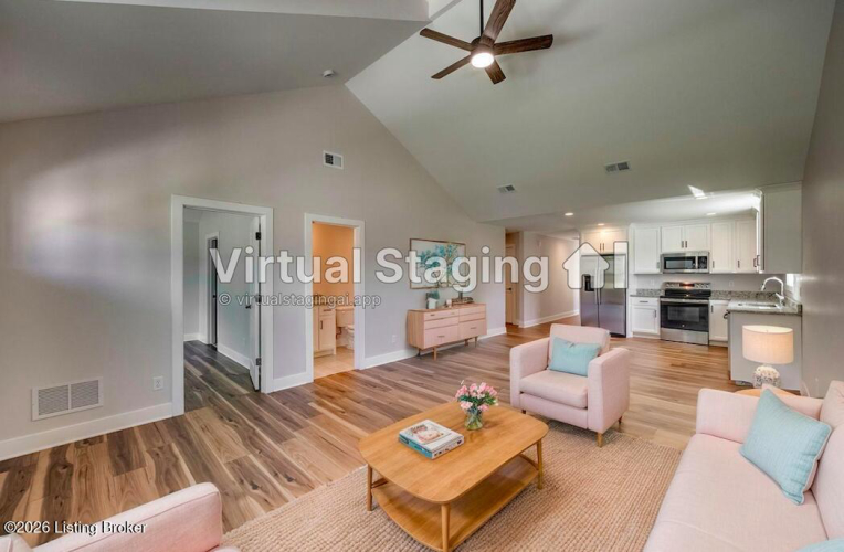 Listing Image 9