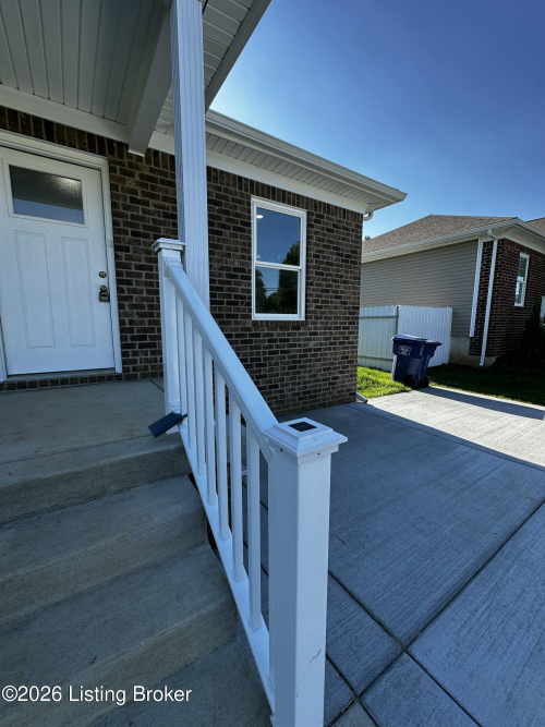 Listing Image 6