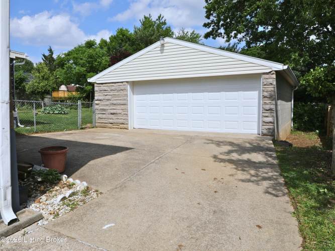 Listing Image 31