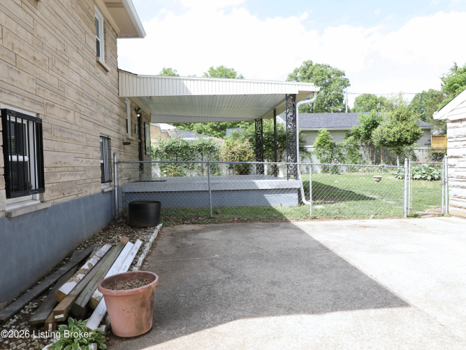 Listing Image 32