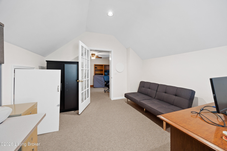 Listing Image 37