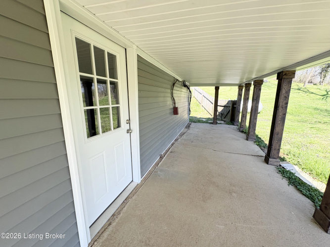 Listing Image 16