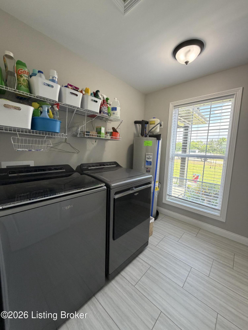 Listing Image 17