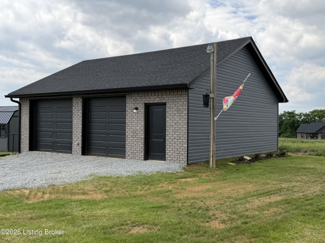 Listing Image 41