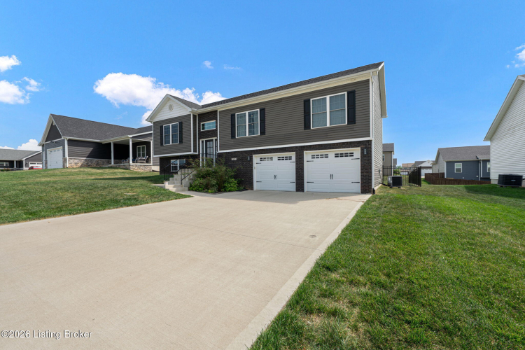 Listing Image 32