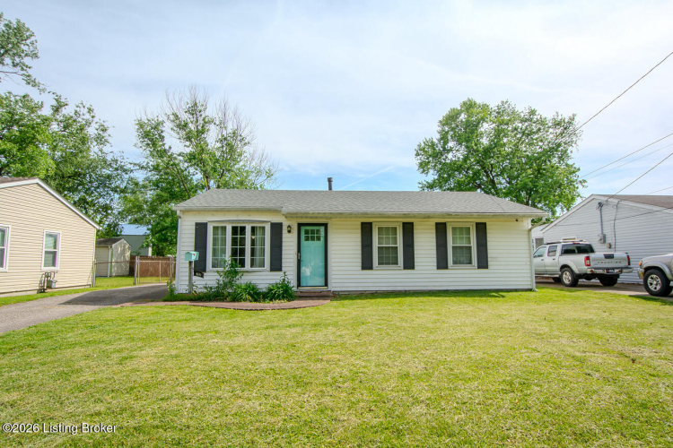 Listing Image 4