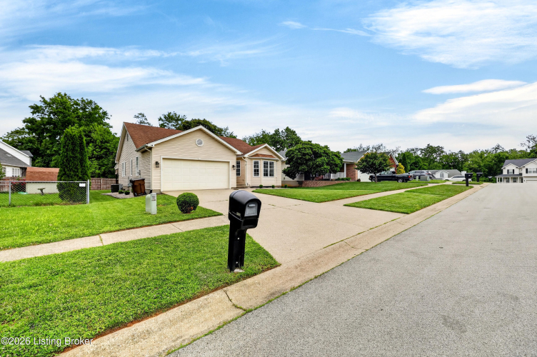 Listing Image 17