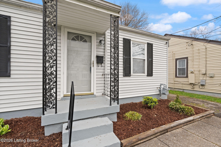 Listing Image 5