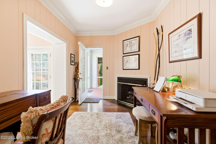 Listing Image 17