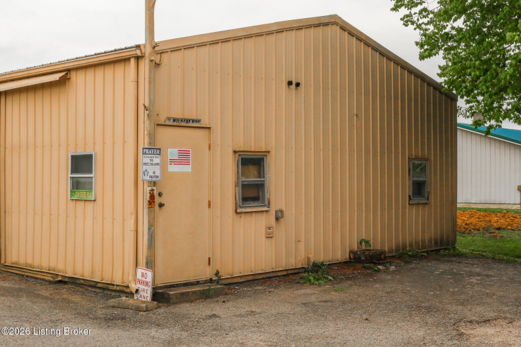 Listing Image 9