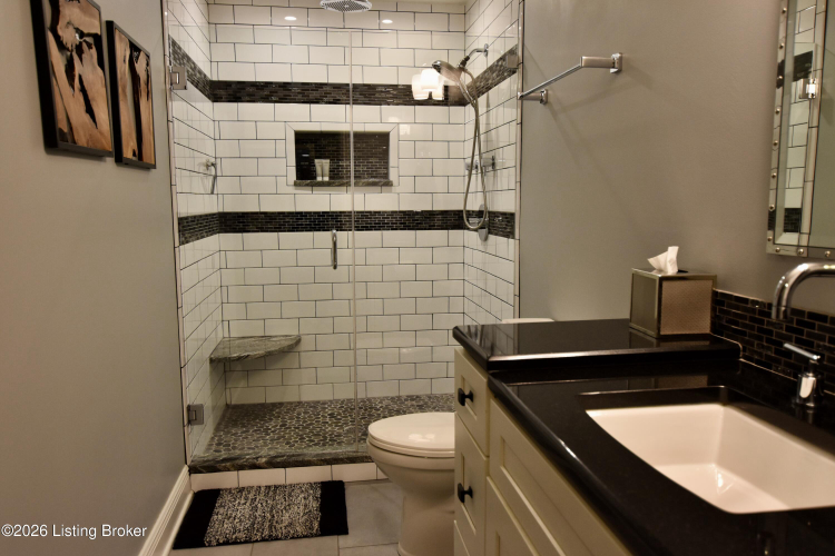 Listing Image 51