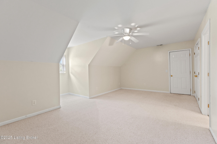 Listing Image 28