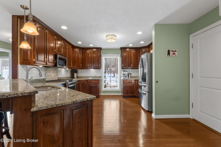 Listing Image 56