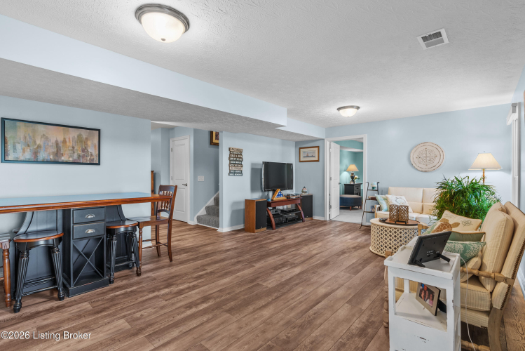 Listing Image 85