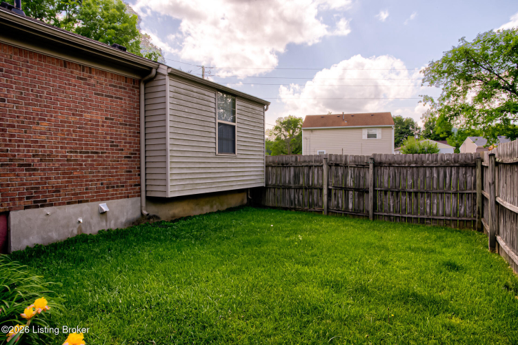 Listing Image 22