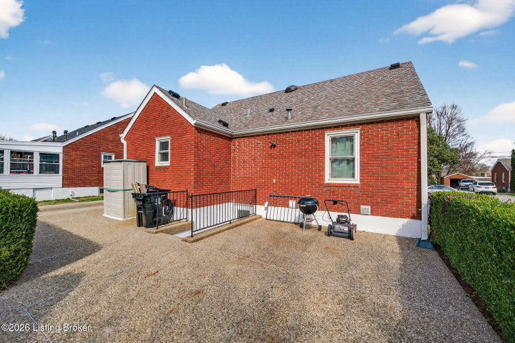 Listing Image 25