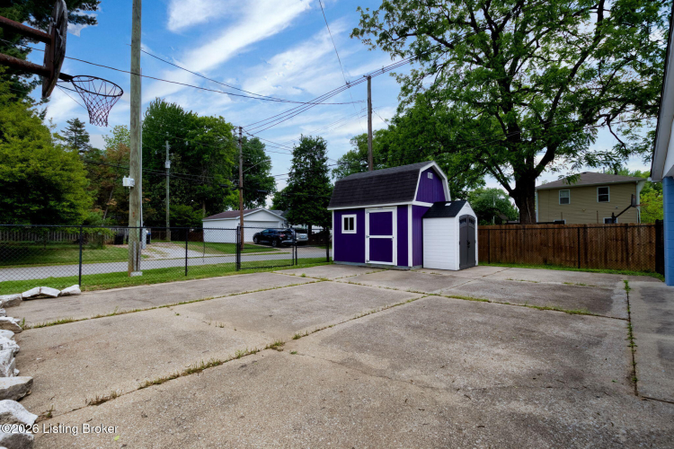 Listing Image 45