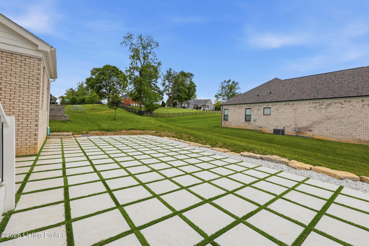 Listing Image 52