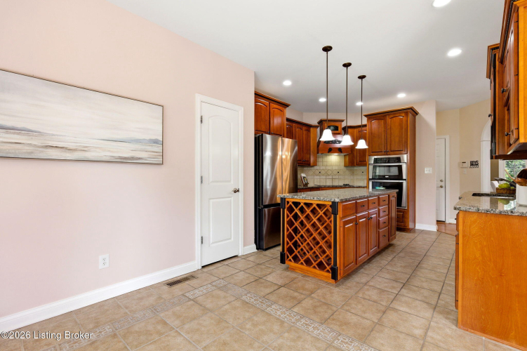 Listing Image 21