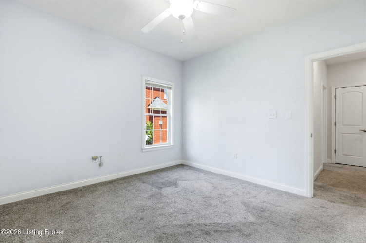 Listing Image 39