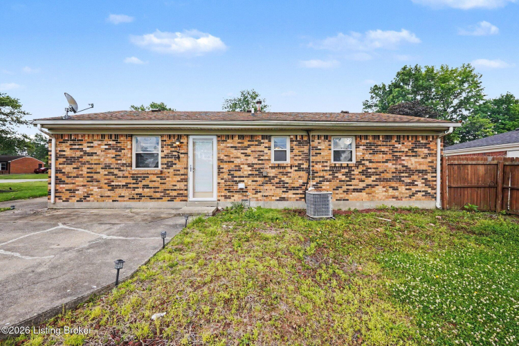 Listing Image 18