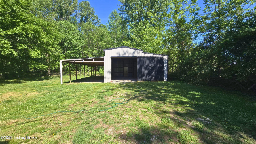 Listing Image 9