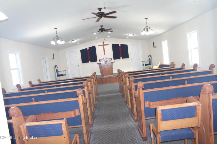 Listing Image 19