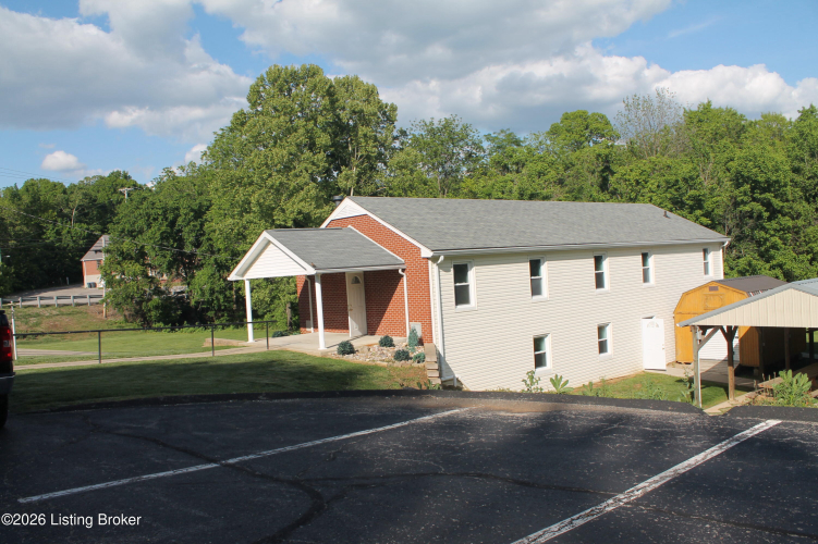 Listing Image 9