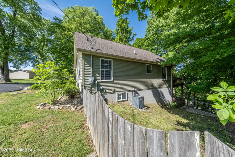 Listing Image 60