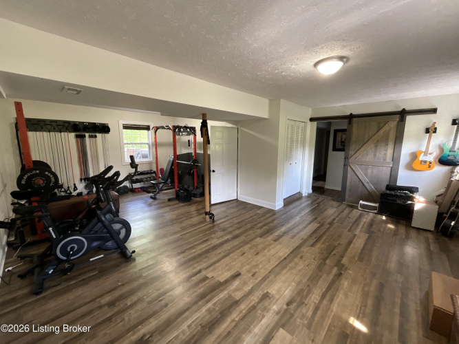 Listing Image 51