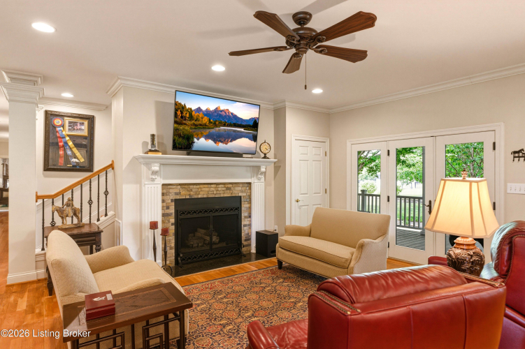 Listing Image 15
