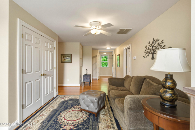 Listing Image 54